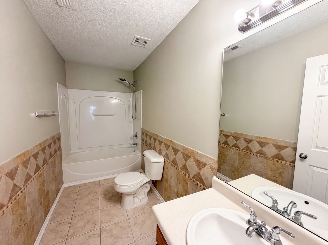 Photo 17 of 19 of 1812 Devonridge Dr, Fuquay Varina, NC