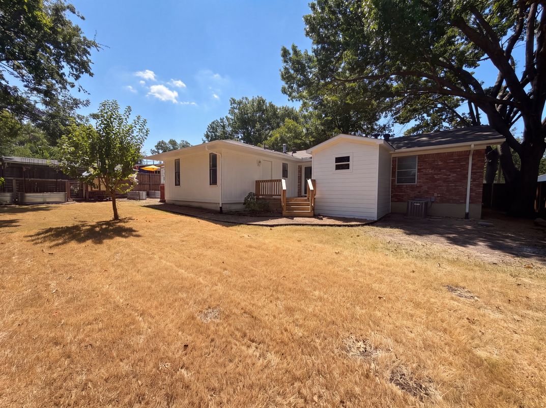 Photo 17 of 23 of 808 Griffin St, McKinney, TX