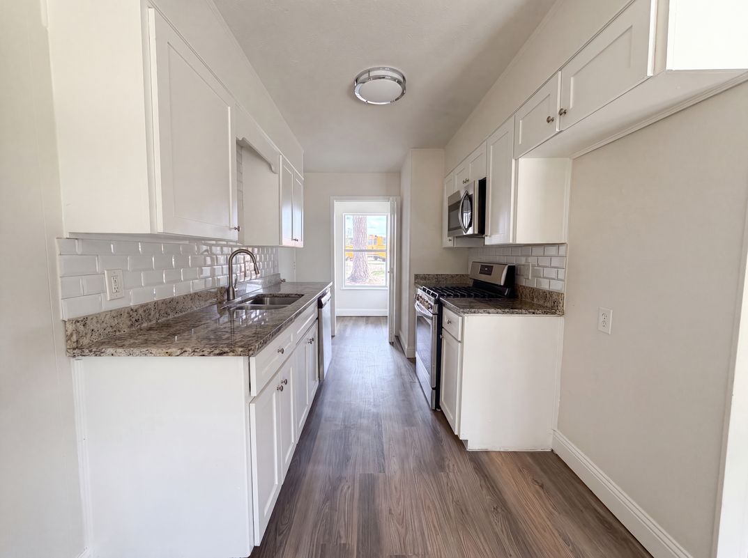 Property photo 2 of 416 Tisdell Ln