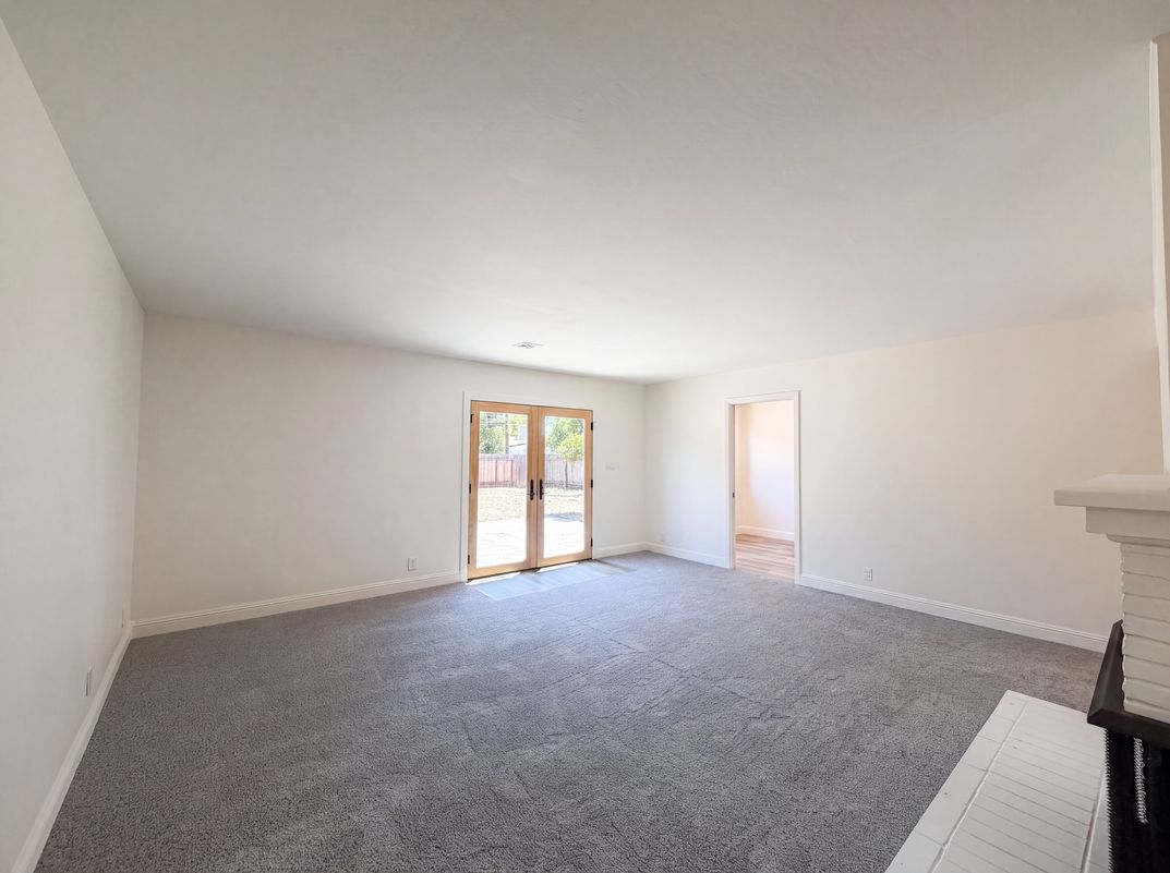 Property photo 3 of 4601 Summit Way