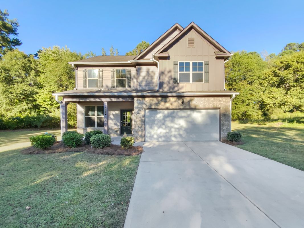 Property photo 1 of 101 Lexington Place Dr