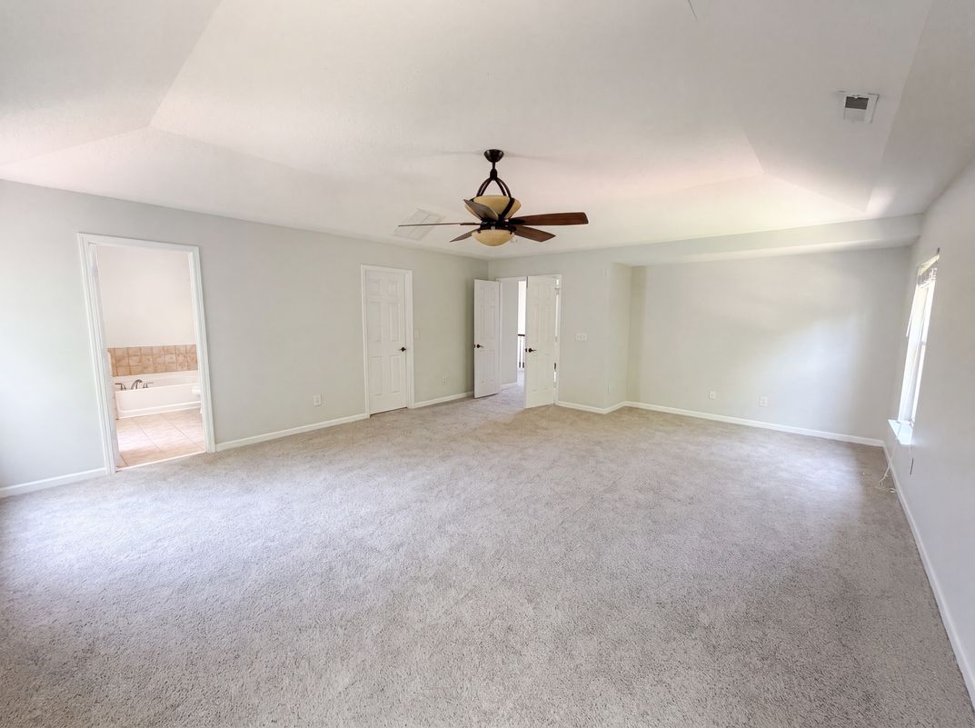 Photo 4 of 16 of 506 Hillview Dr, Durham, NC