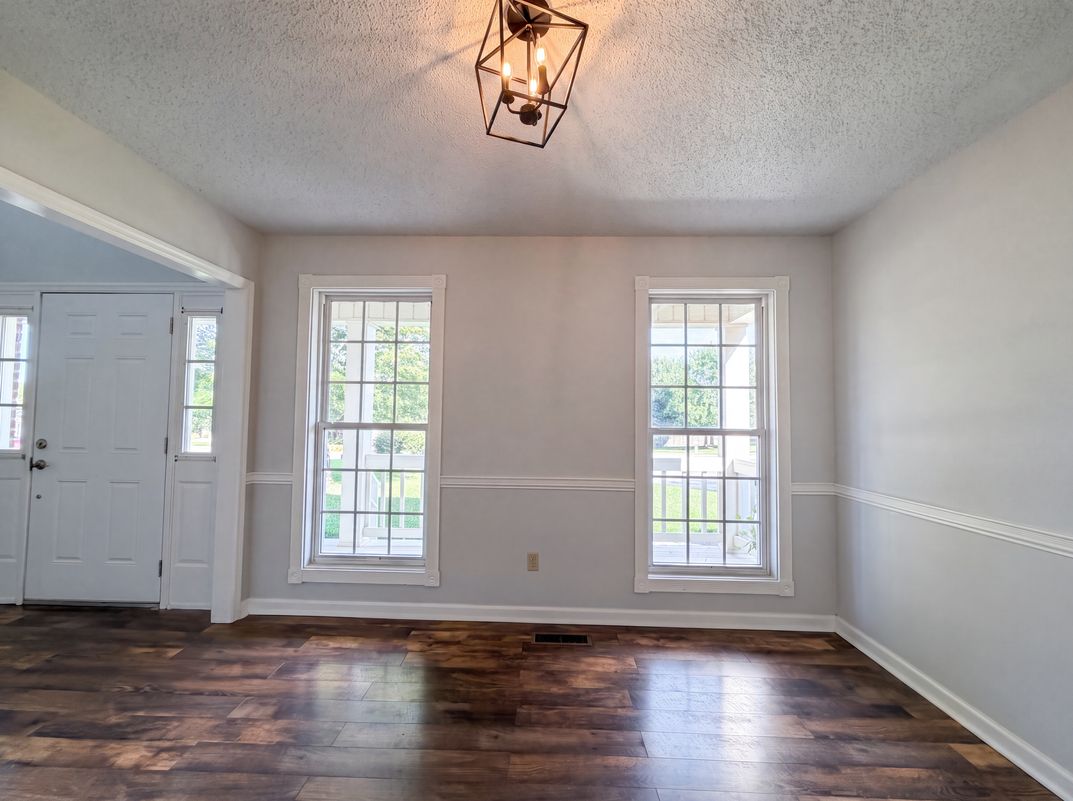 Photo 8 of 27 of 518 Glenfield Cir, Maryville, TN