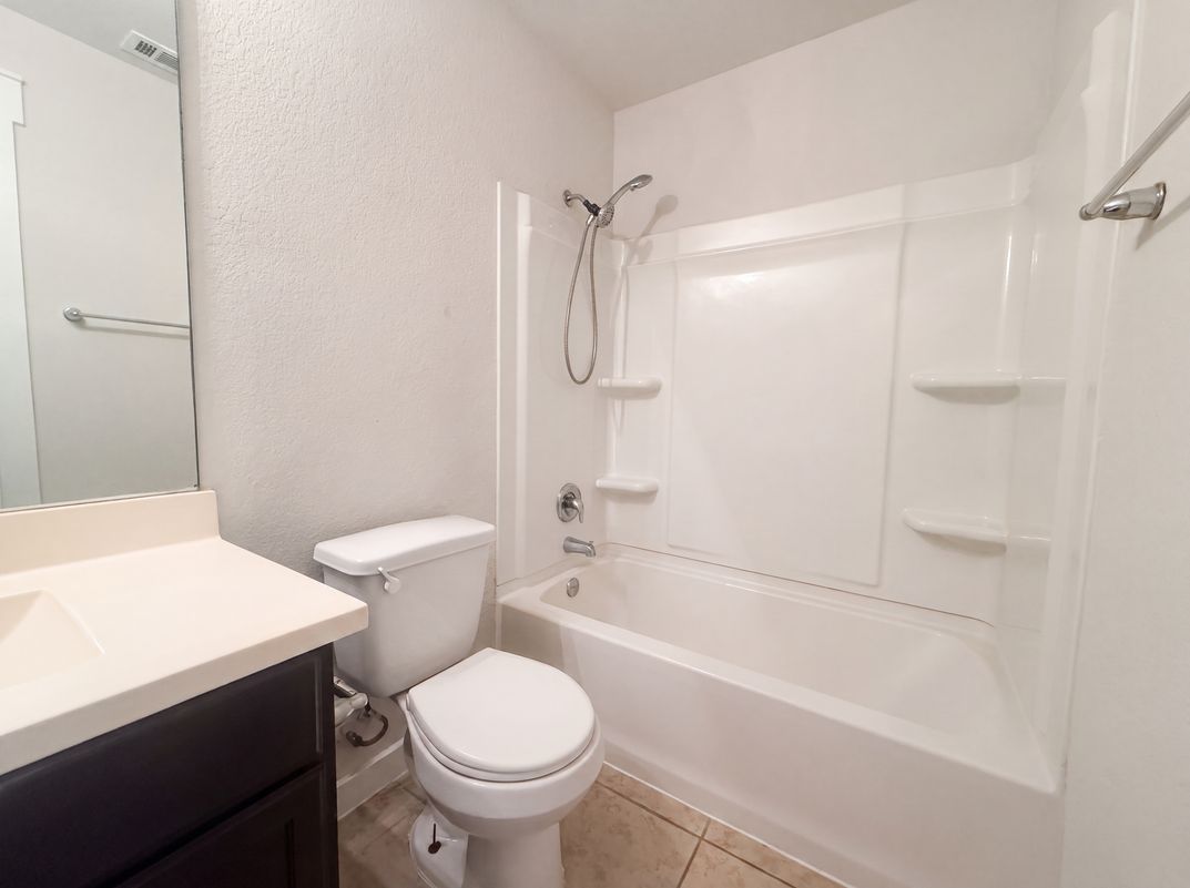 Photo 18 of 21 of 5909 Urbano Bnd, Round Rock, TX