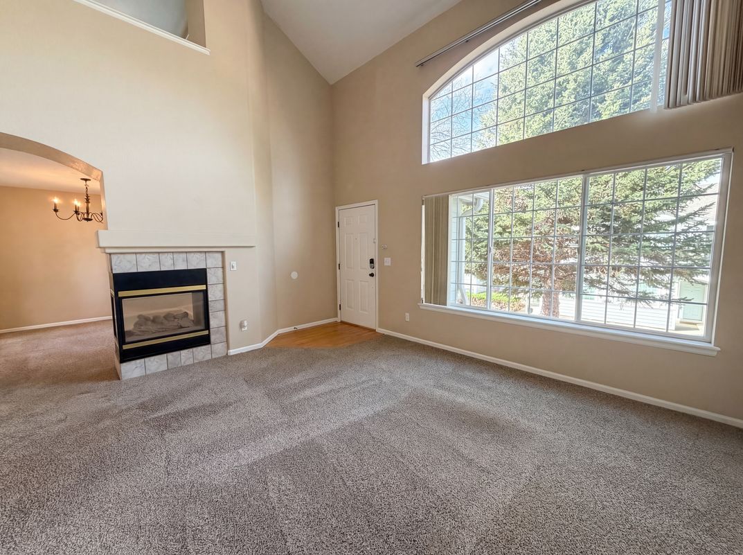 Property photo 3 of 9580 Brentwood Way Unit D