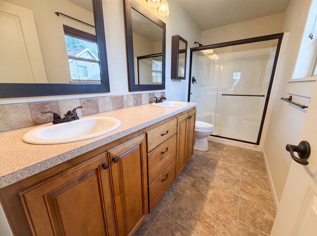 Photo 10 of 19 of 2817 SE Condor Ave, Gresham, OR