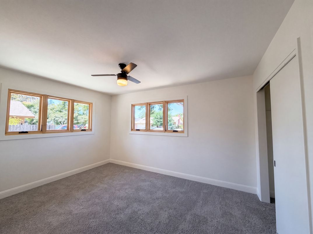 Photo 19 of 41 of 4601 Summit Way, Sacramento, CA