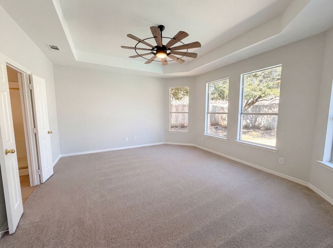 Photo 19 of 34 of 1412 Spring Ridge Ln, Flower Mound, TX