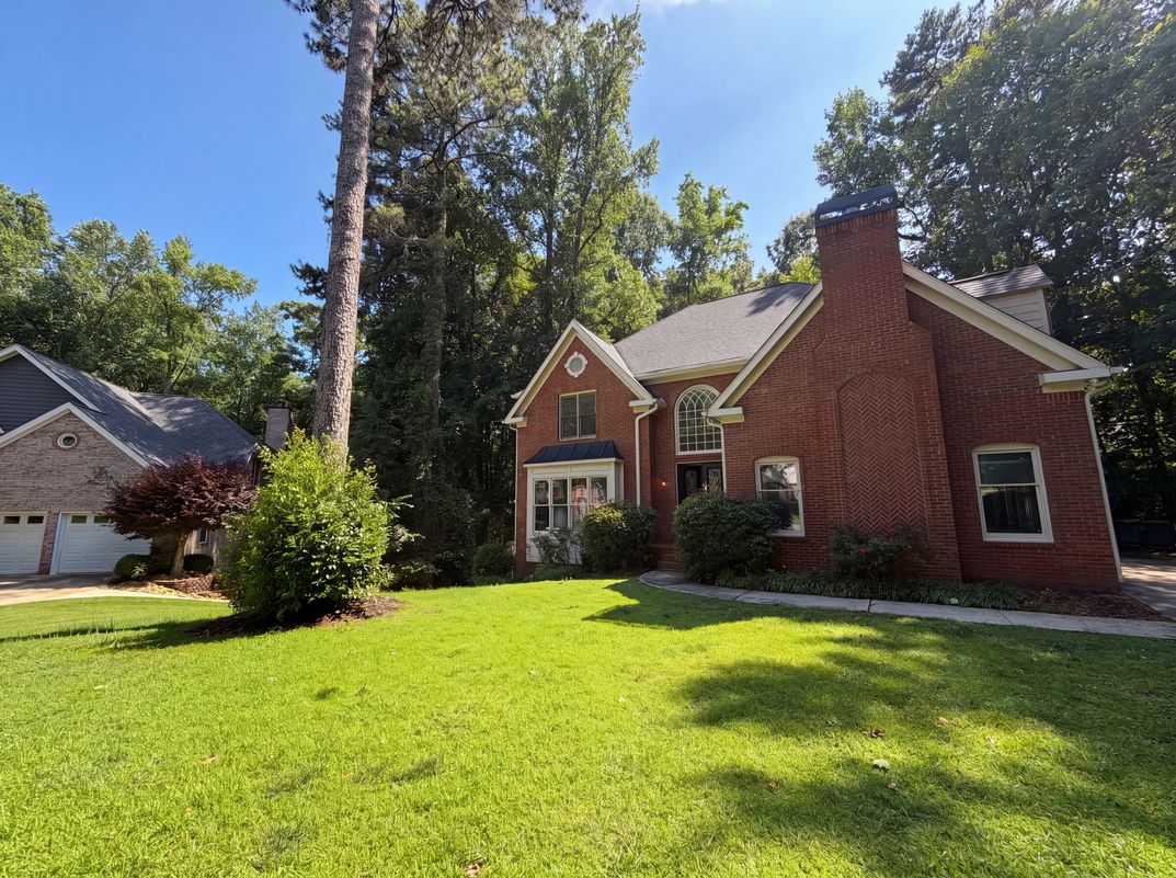Photo 22 of 28 of 644 Laurel Wood Dr SW, Marietta, GA