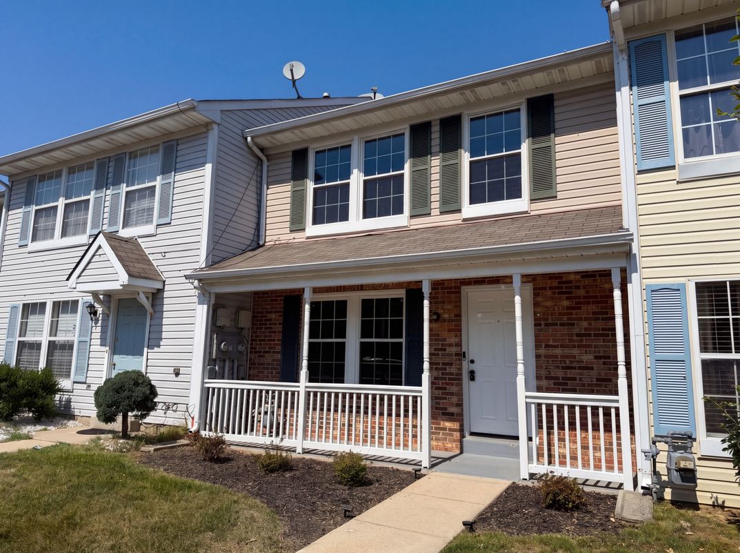 Property photo 1 of 5812 Springfish Pl