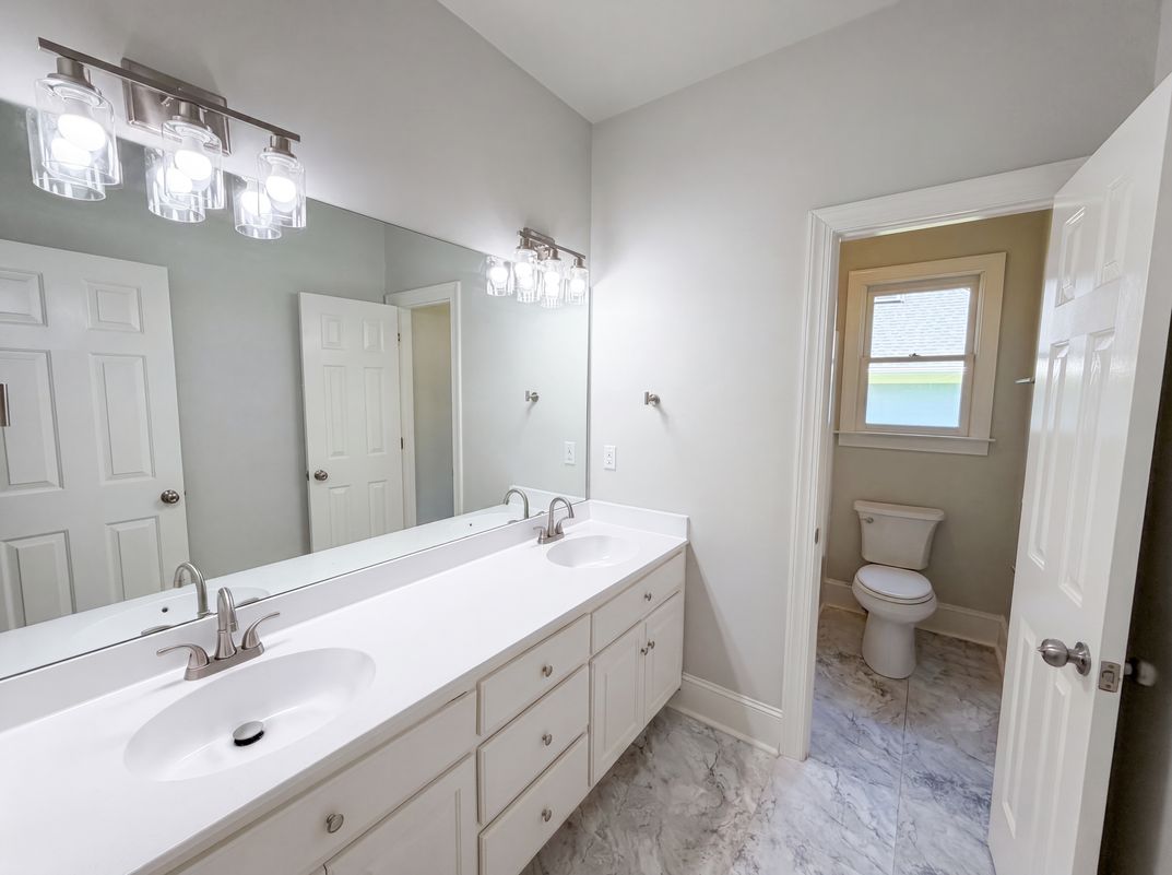 Photo 17 of 24 of 5309 Lancelot Dr, Charlotte, NC