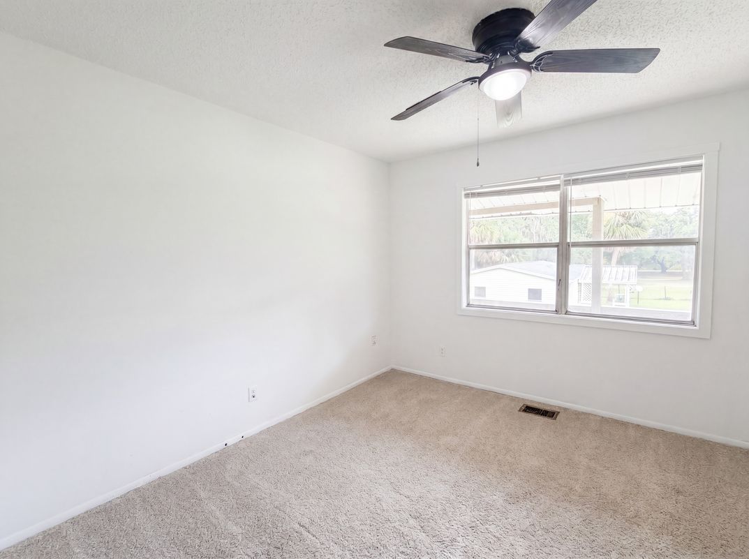 Photo 4 of 20 of 22415 Horizon Vistas Dr, Eustis, FL