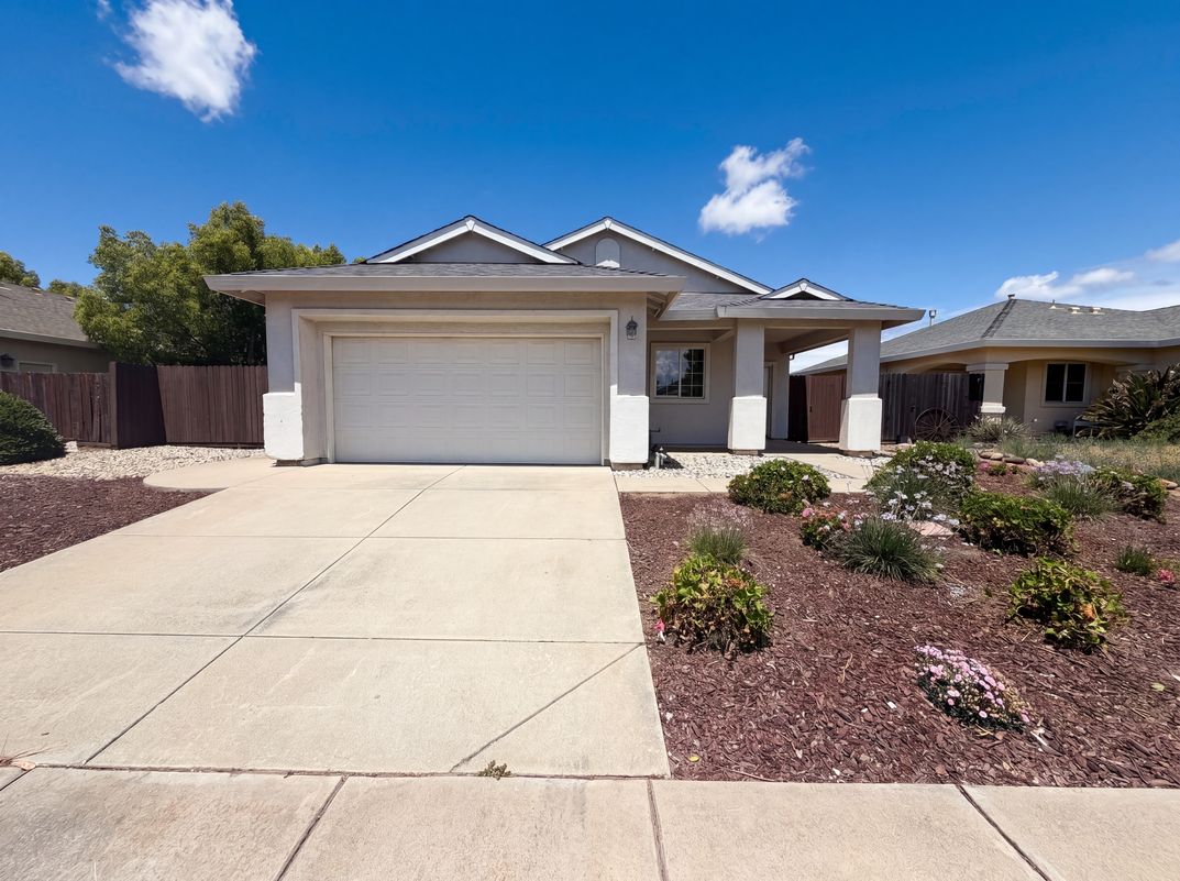 Photo 18 of 22 of 2227 Roberta Ave, Marysville, CA