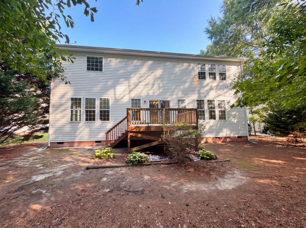 Photo 5 of 23 of 5237 Emerald Spring Dr, Knightdale, NC