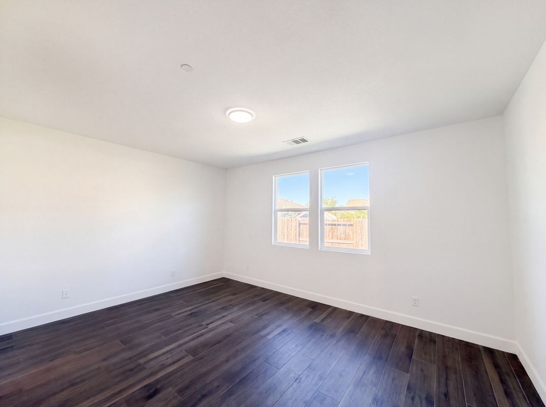 Photo 30 of 40 of 1216 Hamel Way, Galt, CA
