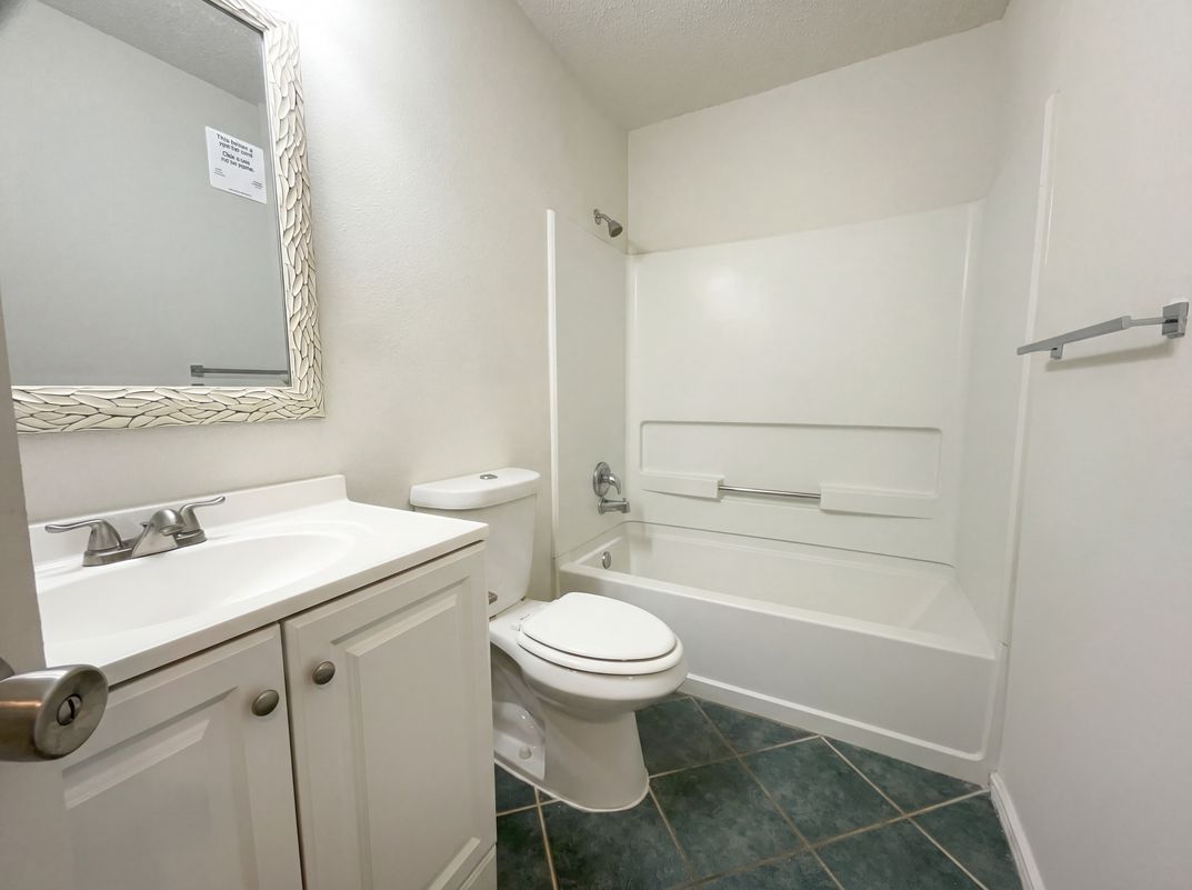 Photo 15 of 16 of 3741 Candlebluff Dr, San Antonio, TX