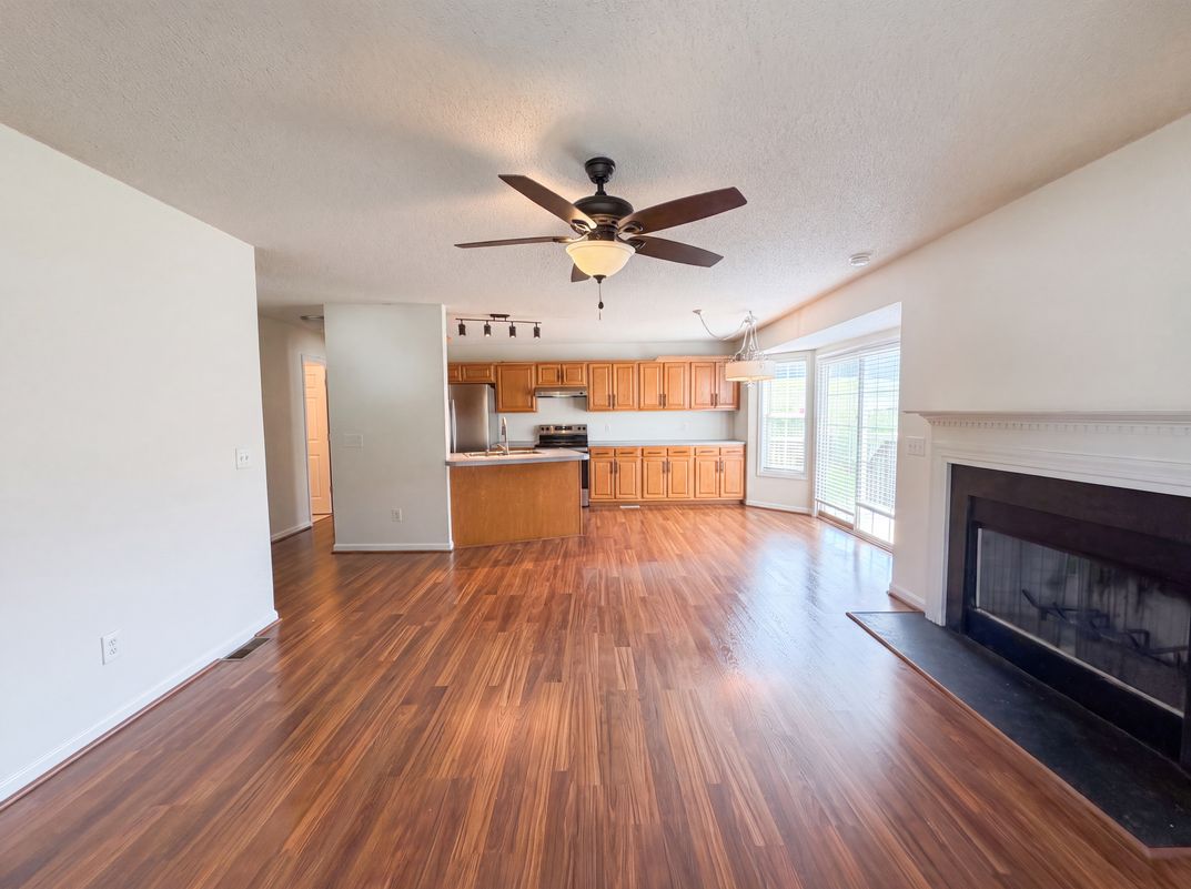 Photo 3 of 19 of 4635 Leprechaun Ln, Winston Salem, NC