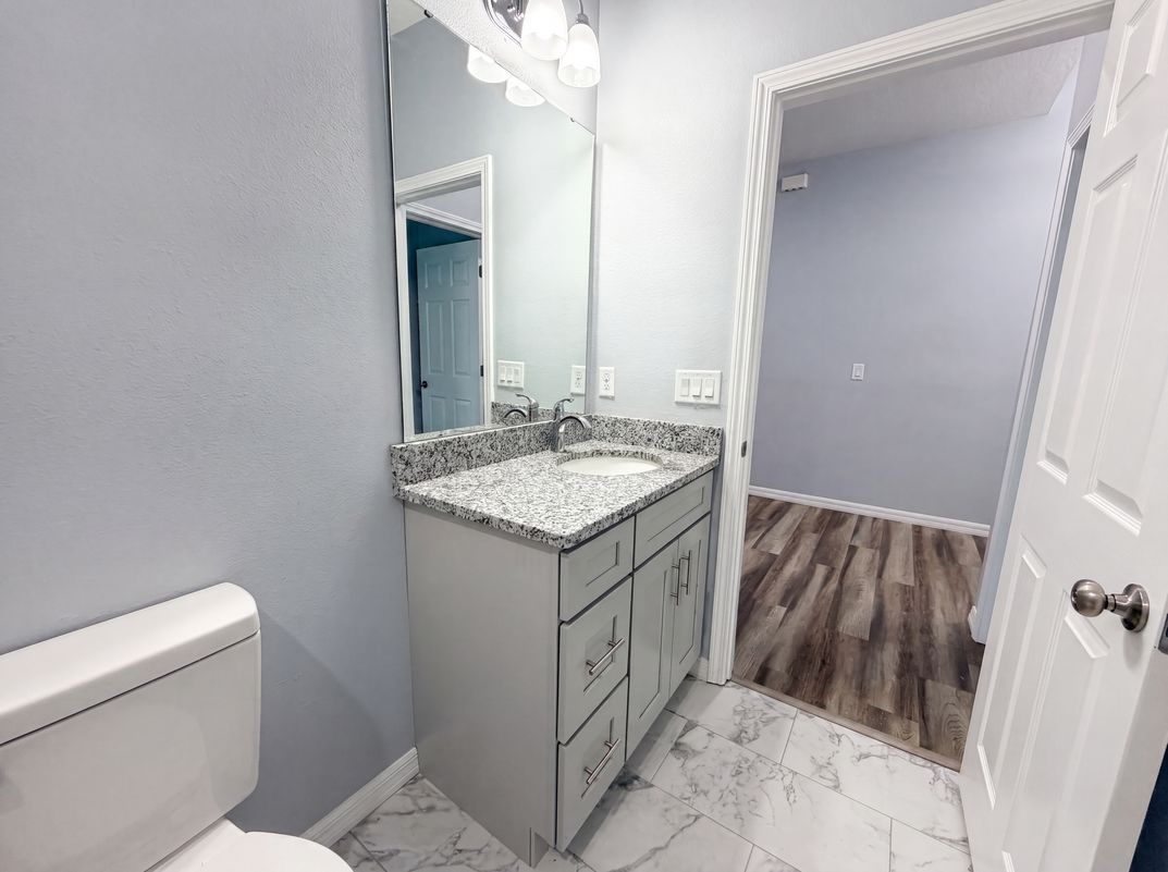 Photo 17 of 27 of 1013 W 11th St, Sanford, FL