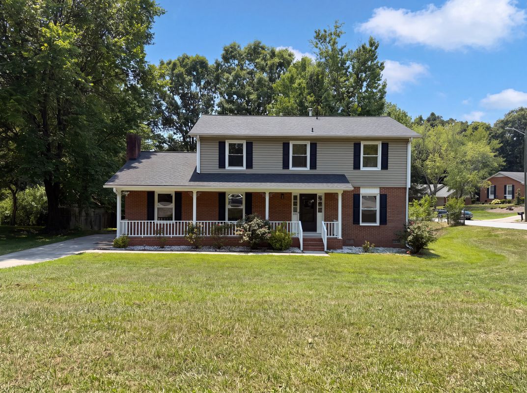 Property photo 1 of 800 Edinburgh Dr
