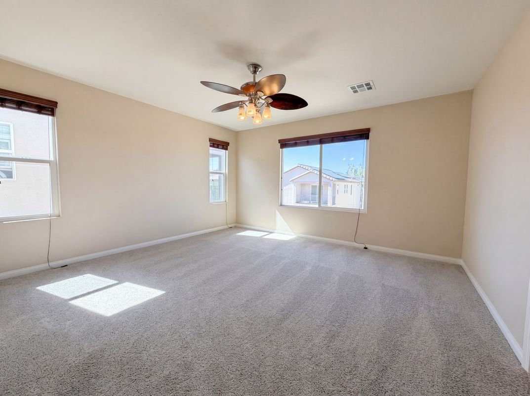 Photo 10 of 23 of 6472 Haypress Ct, Las Vegas, NV