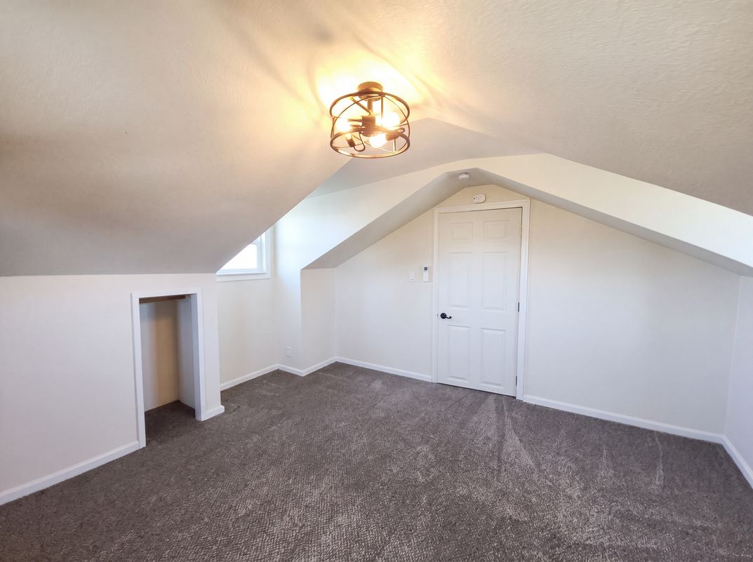 Photo 15 of 22 of 93291 Prairie Rd, Junction City, OR