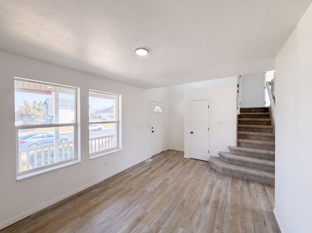 Photo 6 of 25 of 1443 W 3605 S, West Valley City, UT