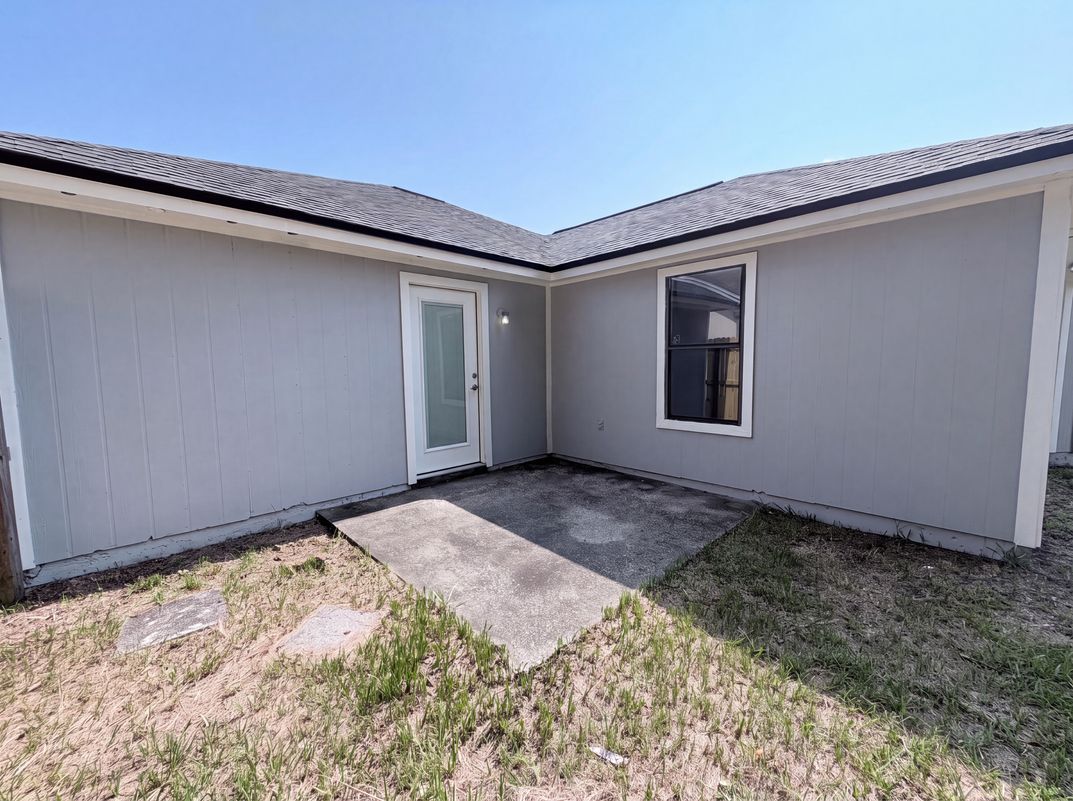 Photo 16 of 17 of 1708 Ashwood Cir, Middleburg, FL