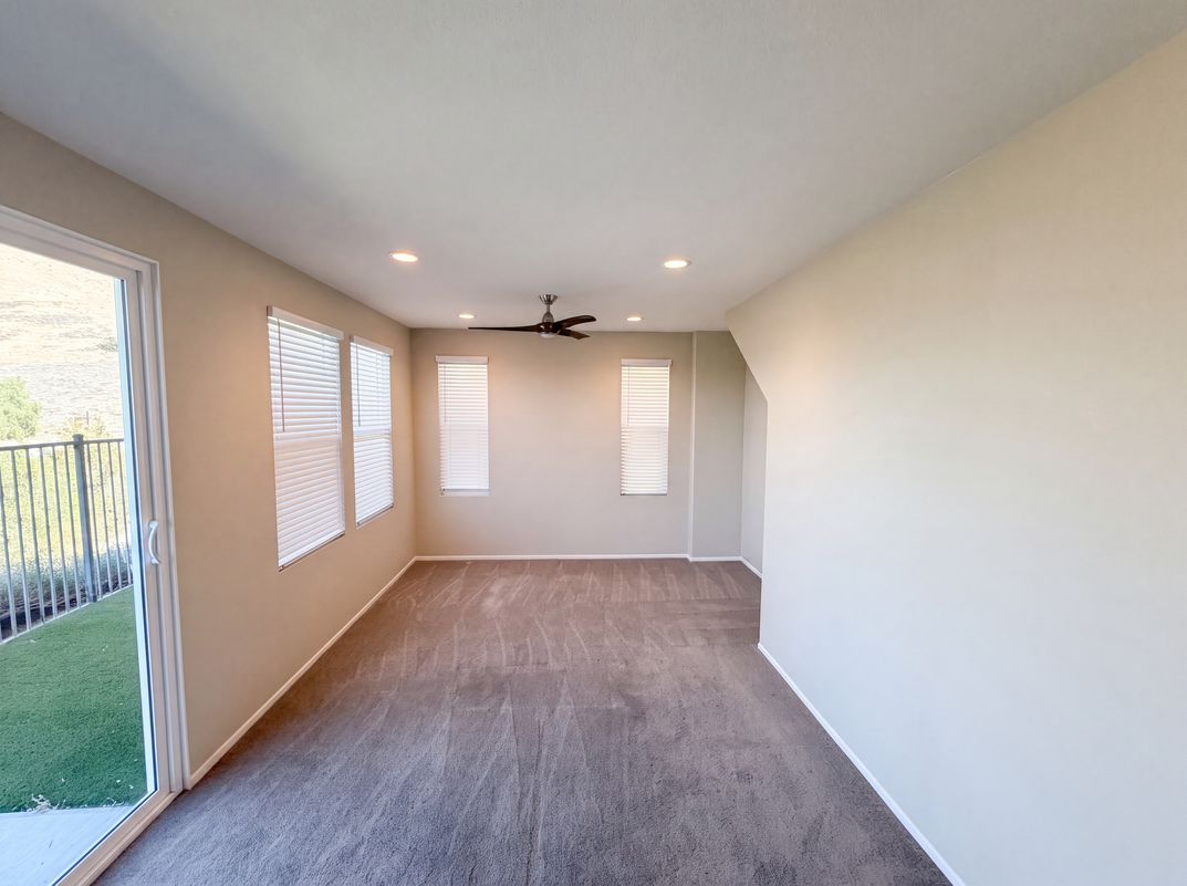 Photo 6 of 30 of 3885 Iron Mountain Cir, Jurupa Valley, CA