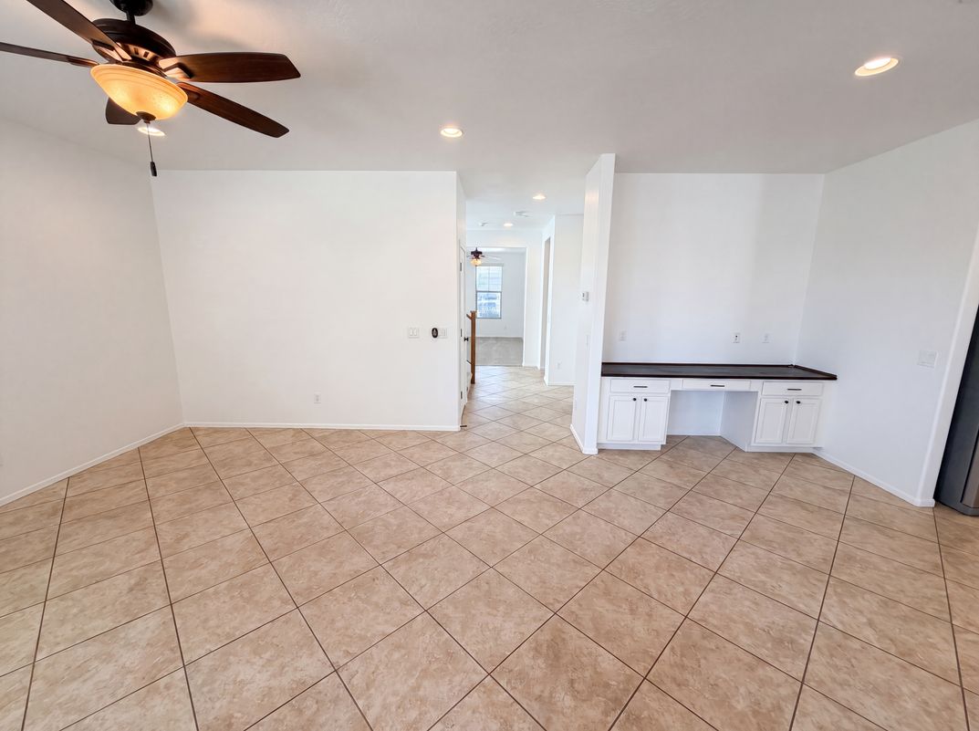 Photo 10 of 38 of 21276 W Berkeley Rd, Buckeye, AZ