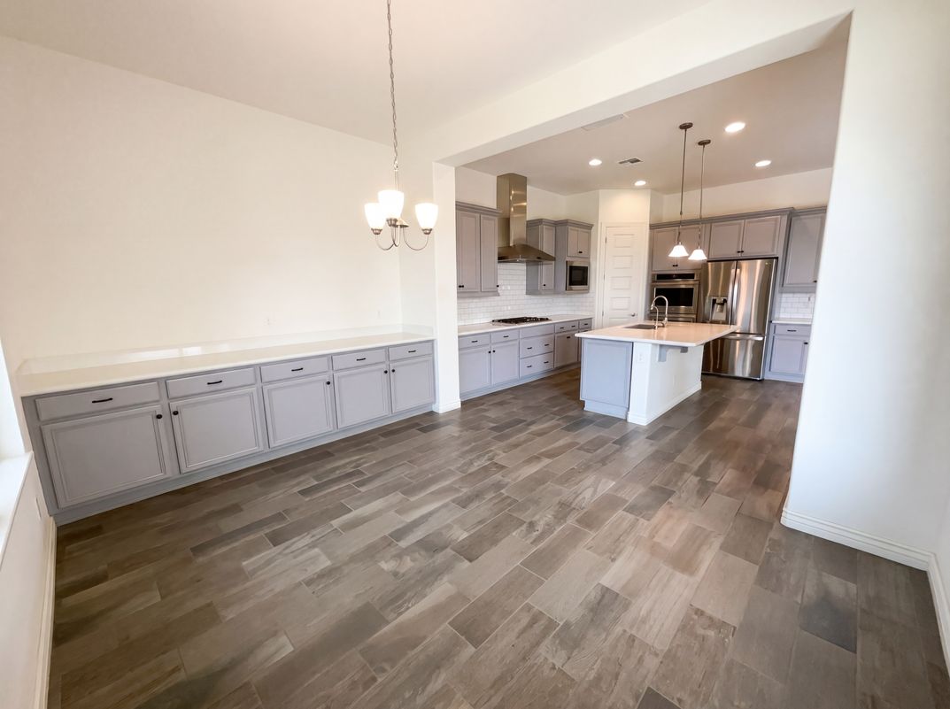 Photo 8 of 58 of 2312 E Susan Dr, Gilbert, AZ