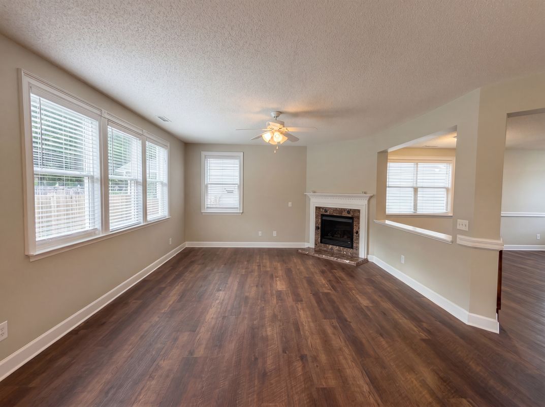 Photo 10 of 19 of 1812 Devonridge Dr, Fuquay Varina, NC