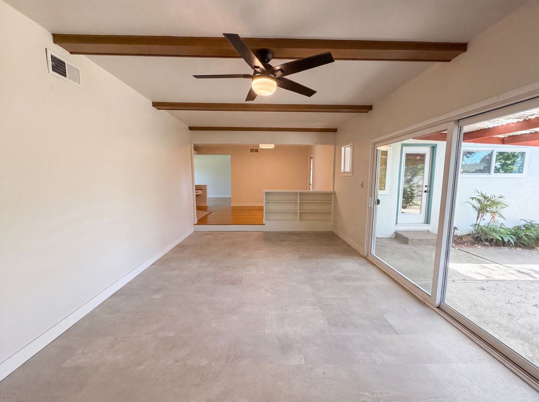 Photo 17 of 27 of 9630 Beachwood Dr, Orangevale, CA