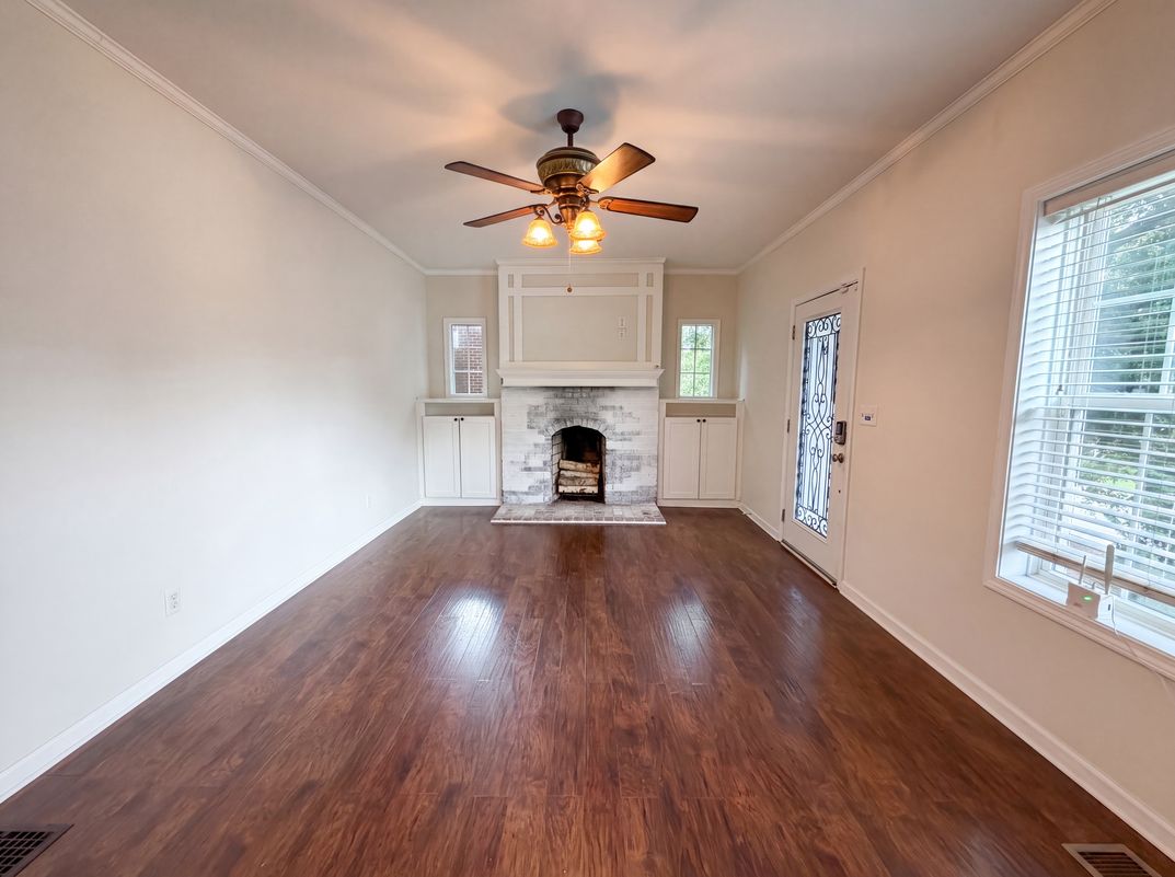 Photo 3 of 21 of 1773 Sylvan Rd SW, Atlanta, GA