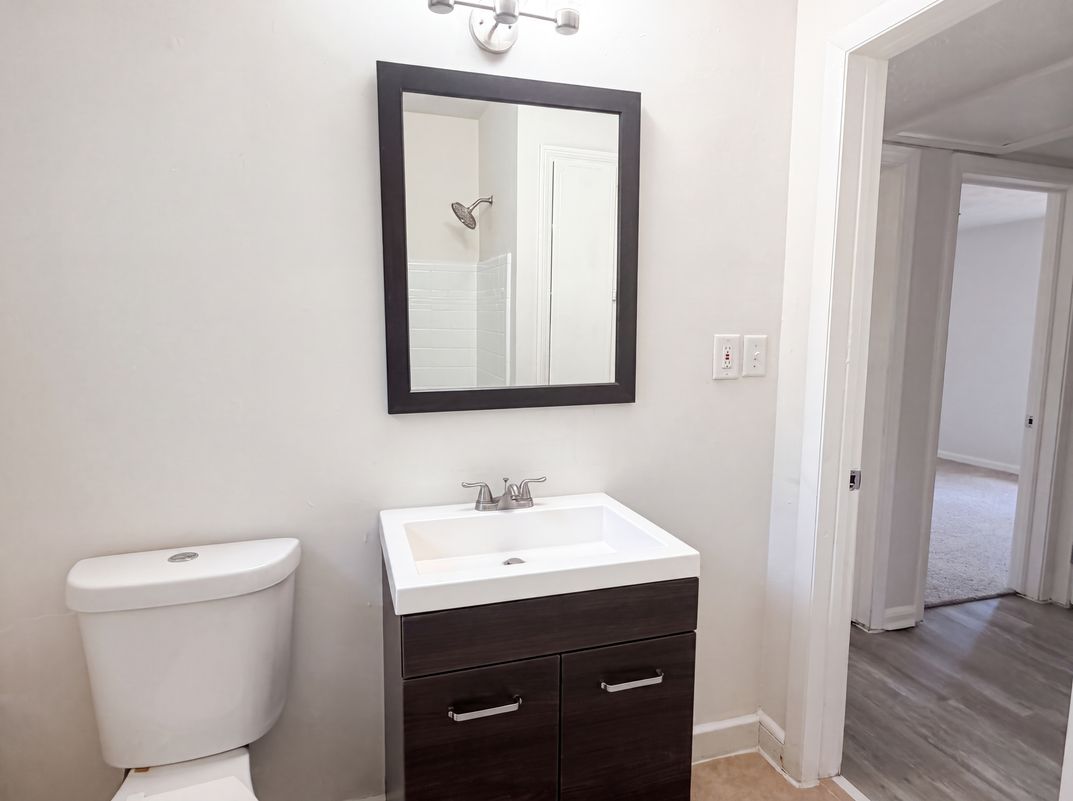 Photo 17 of 21 of 5928 Lake Ridge Ave, Jacksonville, FL