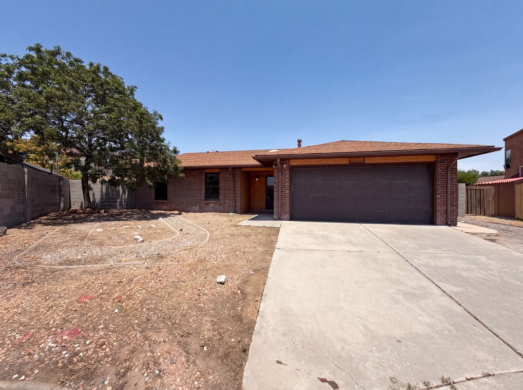 Photo 17 of 20 of 4417 Spanish Broom Ct NW, Albuquerque, NM
