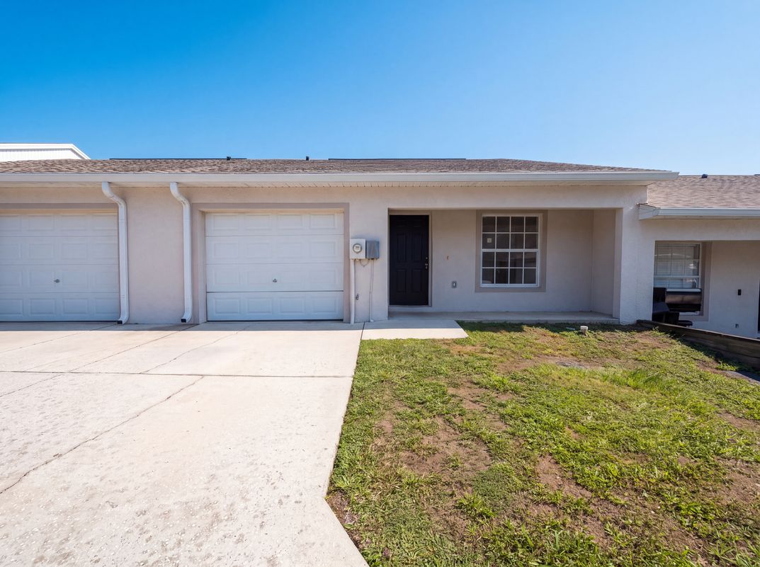 Photo 24 of 27 of 37209 Grassy Hill Ln, Dade City, FL