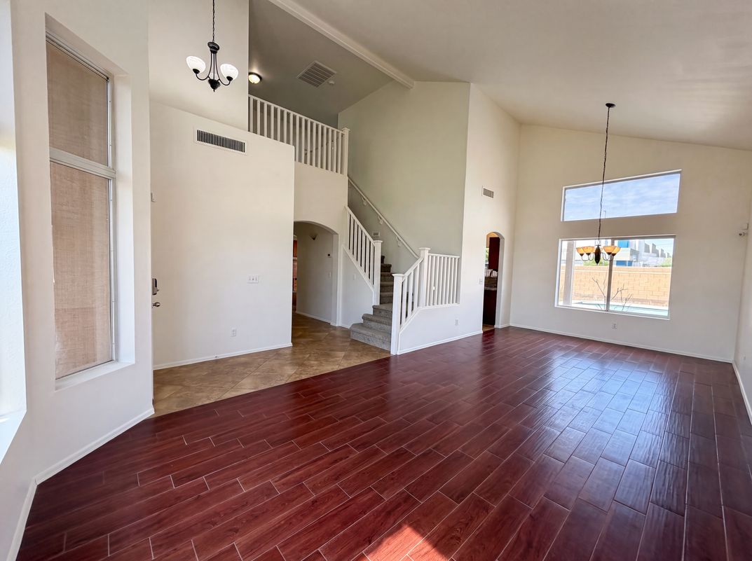 Photo 9 of 30 of 8274 S Stephanie Ln, Tempe, AZ