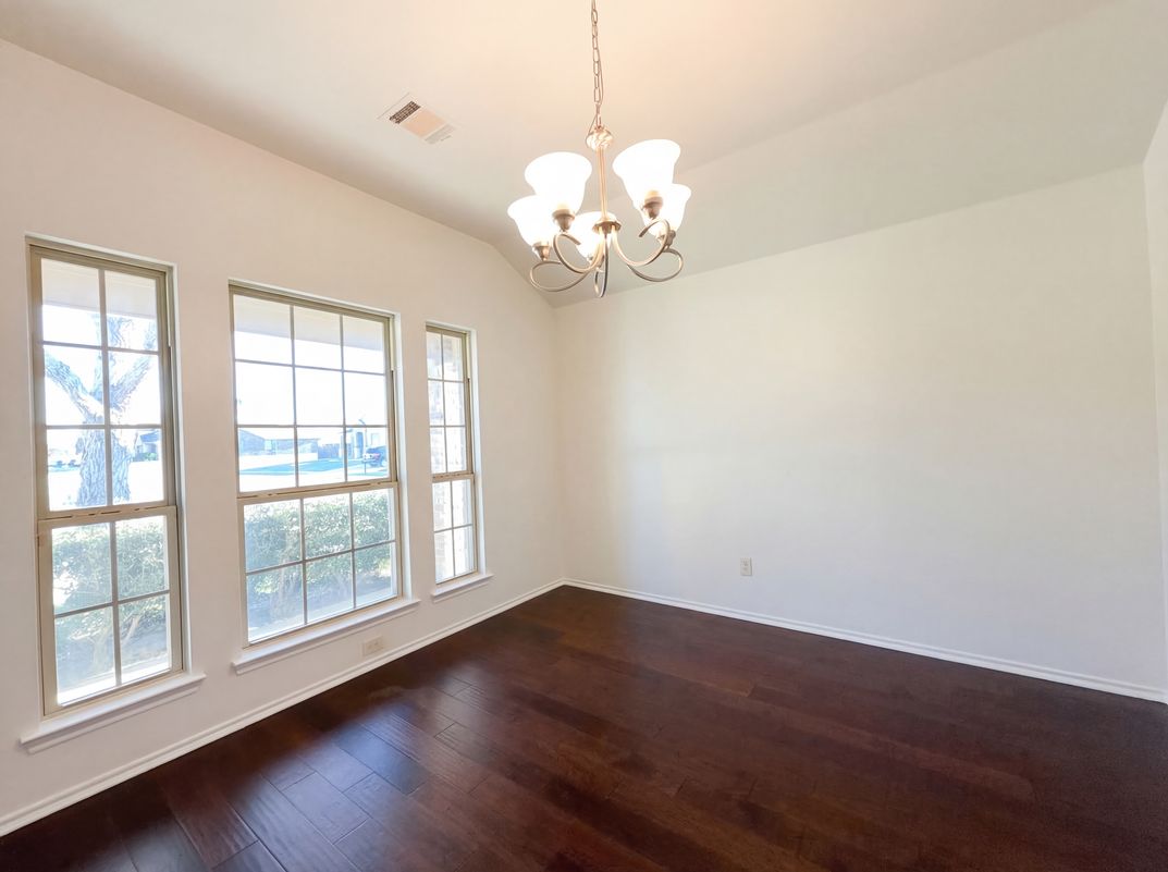 Photo 6 of 17 of 5591 Coventry Dr, Prosper, TX