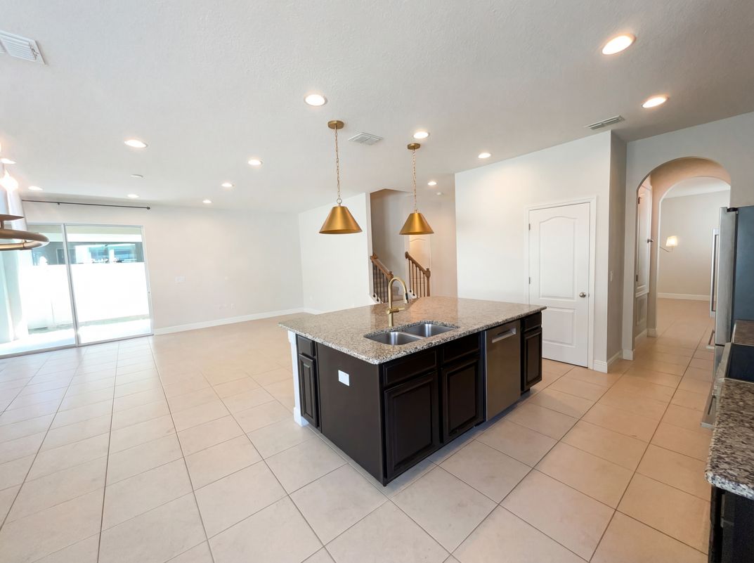 Photo 23 of 103 of 4309 Saltmarsh Sparrow Dr, Windermere, FL