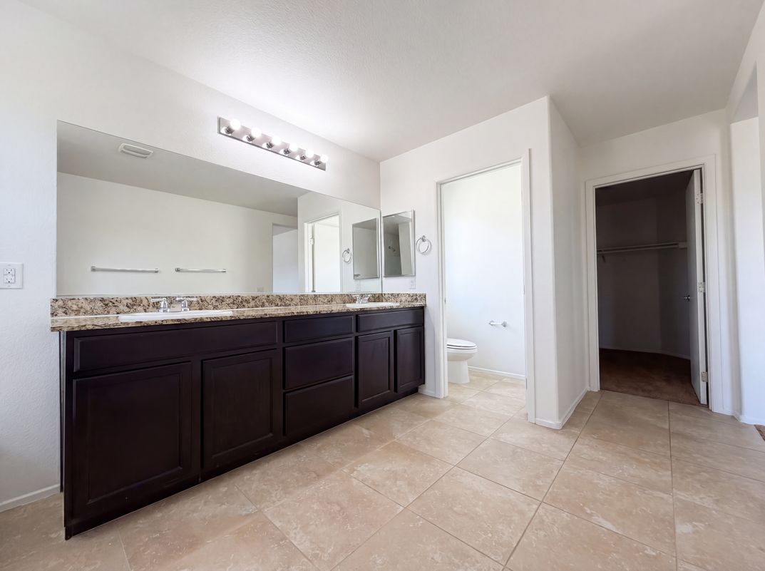 Photo 22 of 52 of 4036 White Opal St, Las Vegas, NV