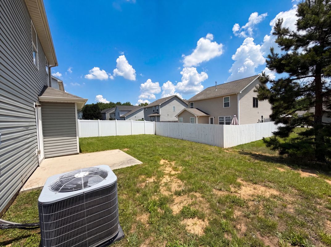 Photo 18 of 24 of 1708 Sawtooth Ct, Landis, NC