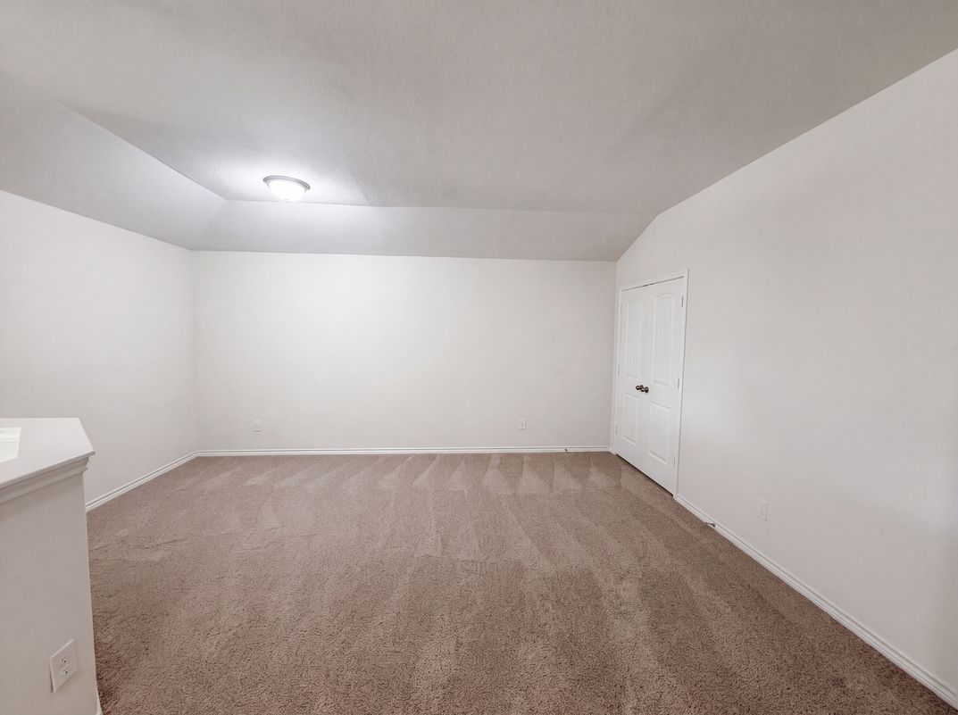 Photo 11 of 19 of 5614 Fenton Ln, Belton, TX