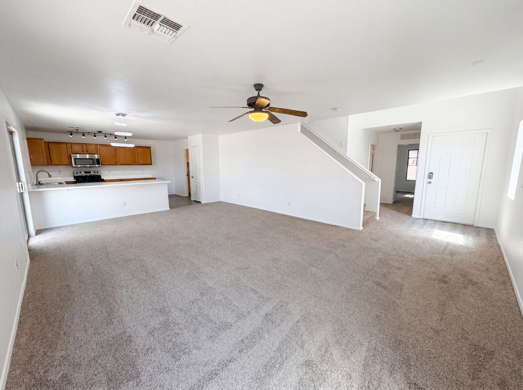 Photo 6 of 29 of 25779 W Satellite Ln, Buckeye, AZ