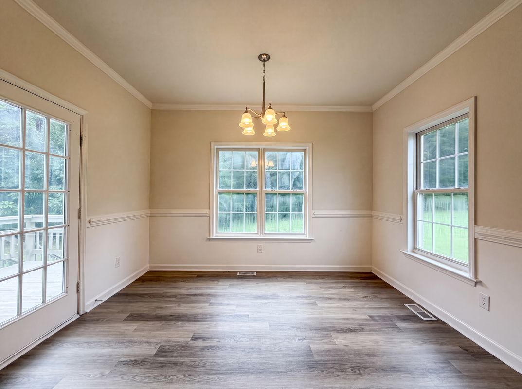 Photo 6 of 20 of 4100 Birchgarden Dr, High Point, NC