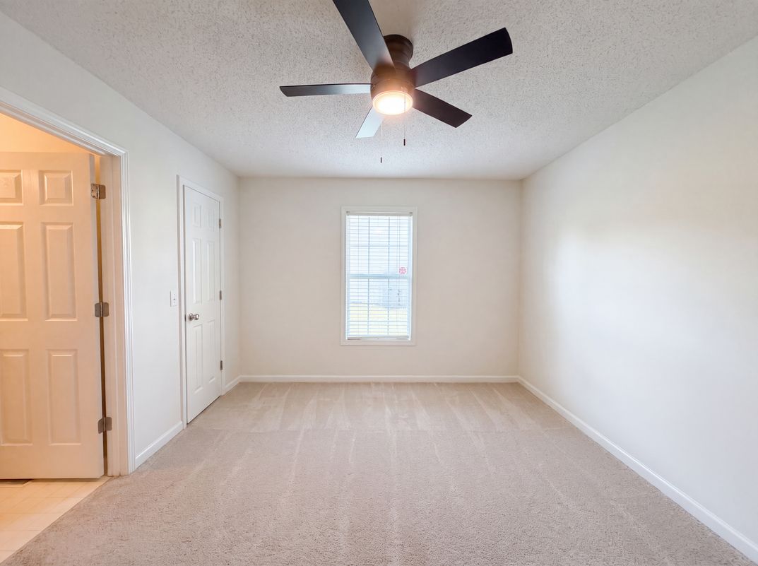 Photo 7 of 19 of 4635 Leprechaun Ln, Winston Salem, NC