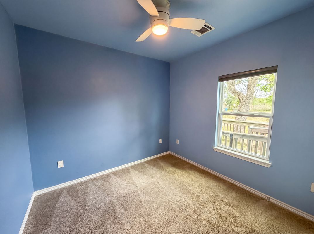 Photo 11 of 17 of 4414 Edward St, Texas City, TX