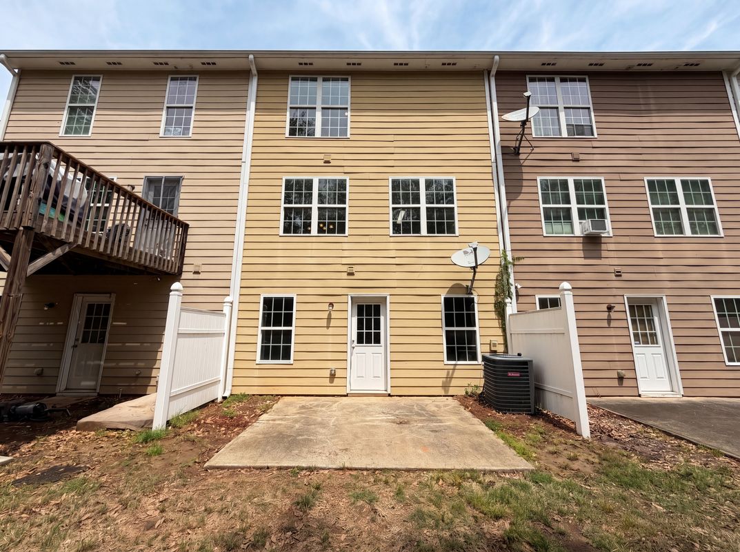 Photo 5 of 27 of 6369 Redan Sq, Lithonia, GA