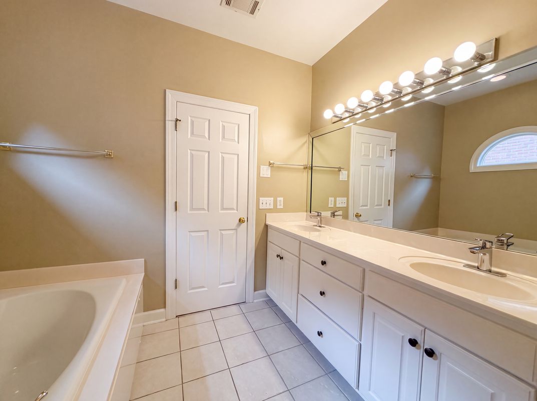 Photo 15 of 29 of 6724 Cold Stream Dr, Nashville, TN