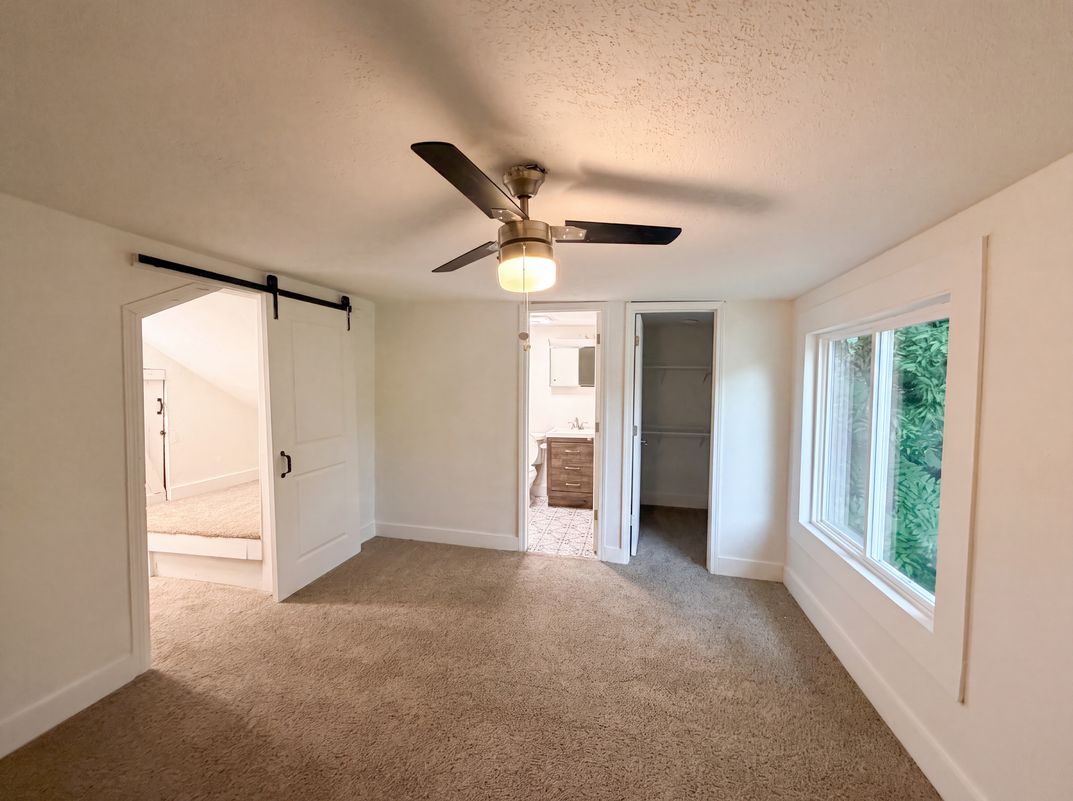 Photo 4 of 17 of 1316 E 44th St, Kansas City, MO