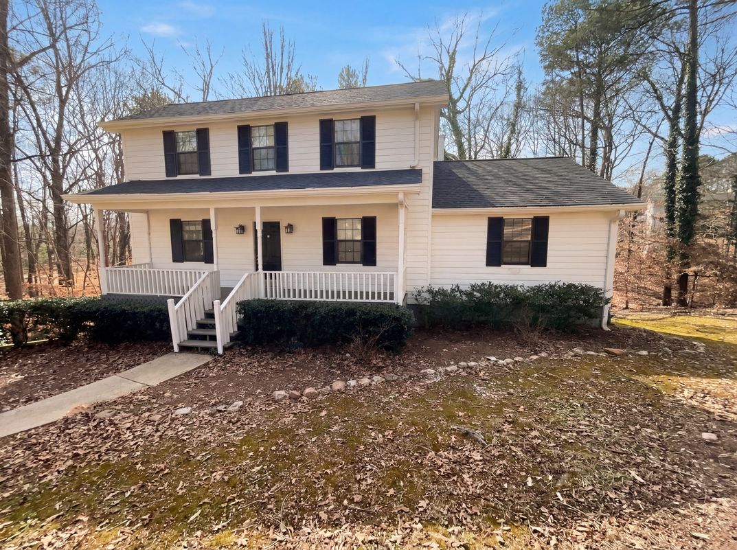 Property photo 1 of 3181 Cedardale Dr